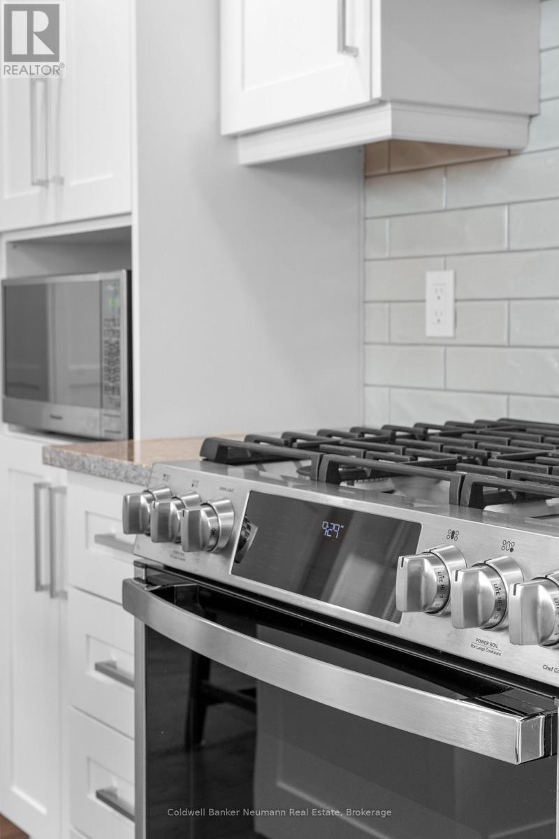 28 Keating Drive, Centre Wellington, Ontario N0B 1S0 - Photo 6 - X13002366