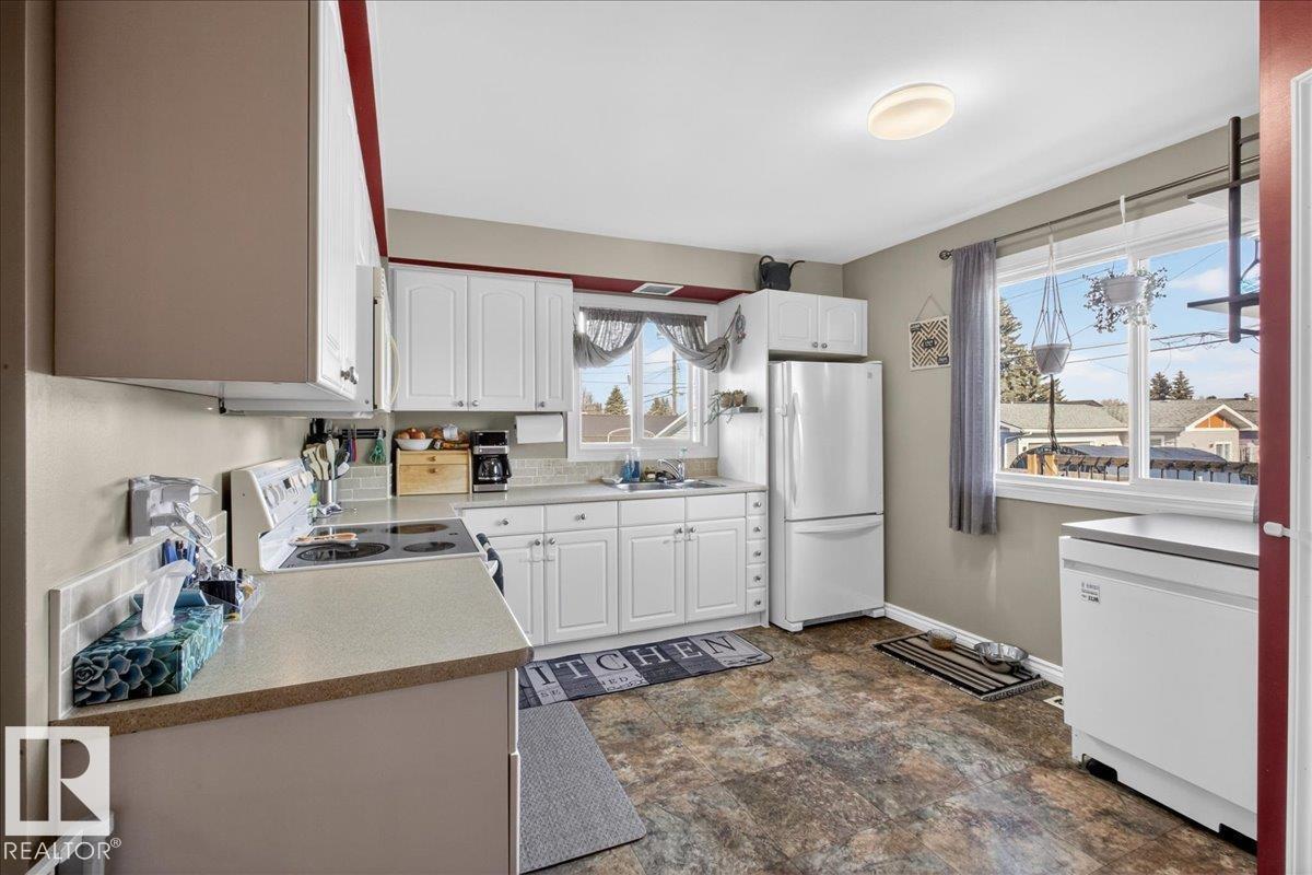 33 Collingwood Av E, Spruce Grove, Alberta  T7X 2A9 - Photo 10 - E4482360