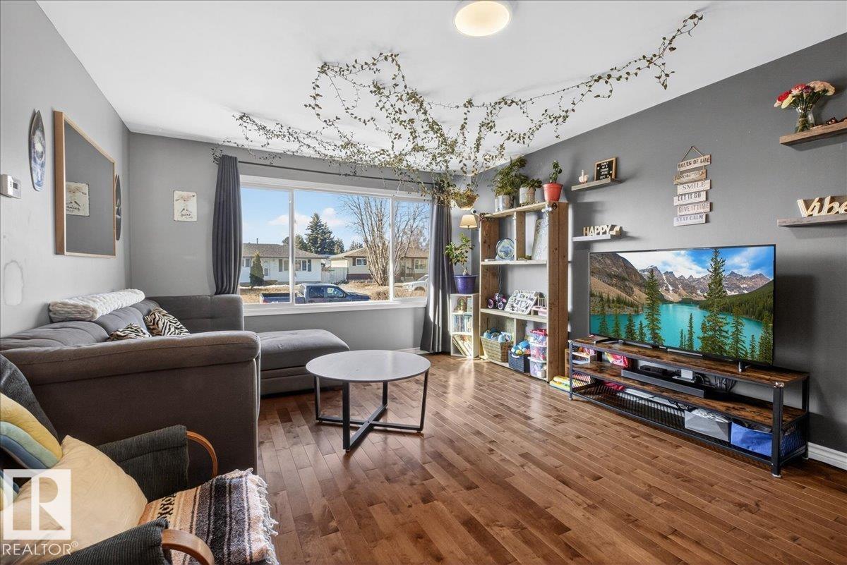 33 Collingwood Av E, Spruce Grove, Alberta  T7X 2A9 - Photo 5 - E4482360