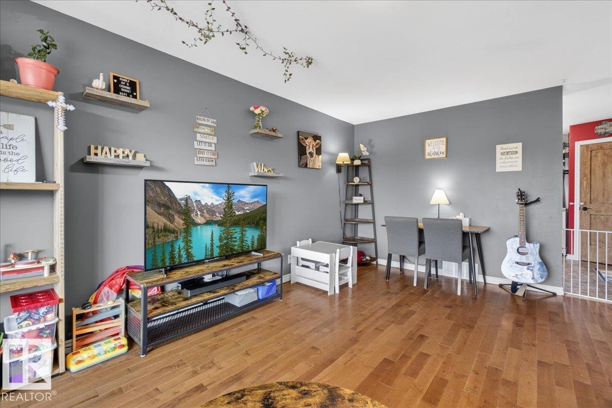 33 Collingwood Av E, Spruce Grove, Alberta  T7X 2A9 - Photo 7 - E4482360