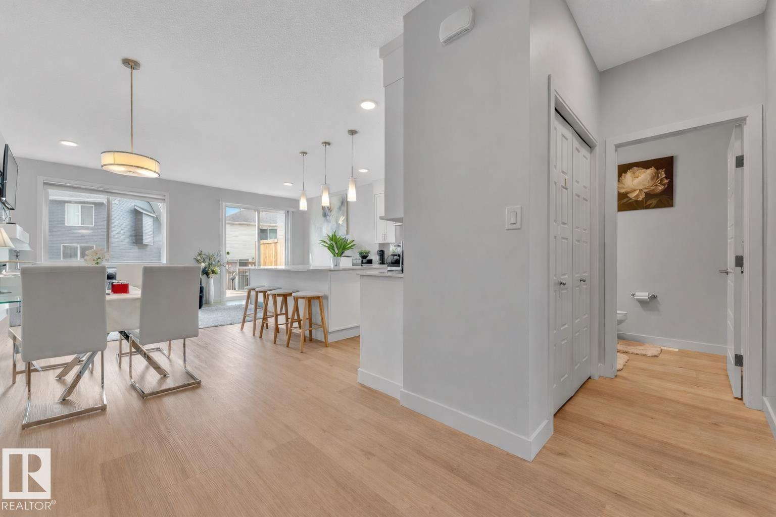 3861 Chrustawka Pl Sw, Edmonton, Alberta  T6W 4M9 - Photo 3 - E4482361