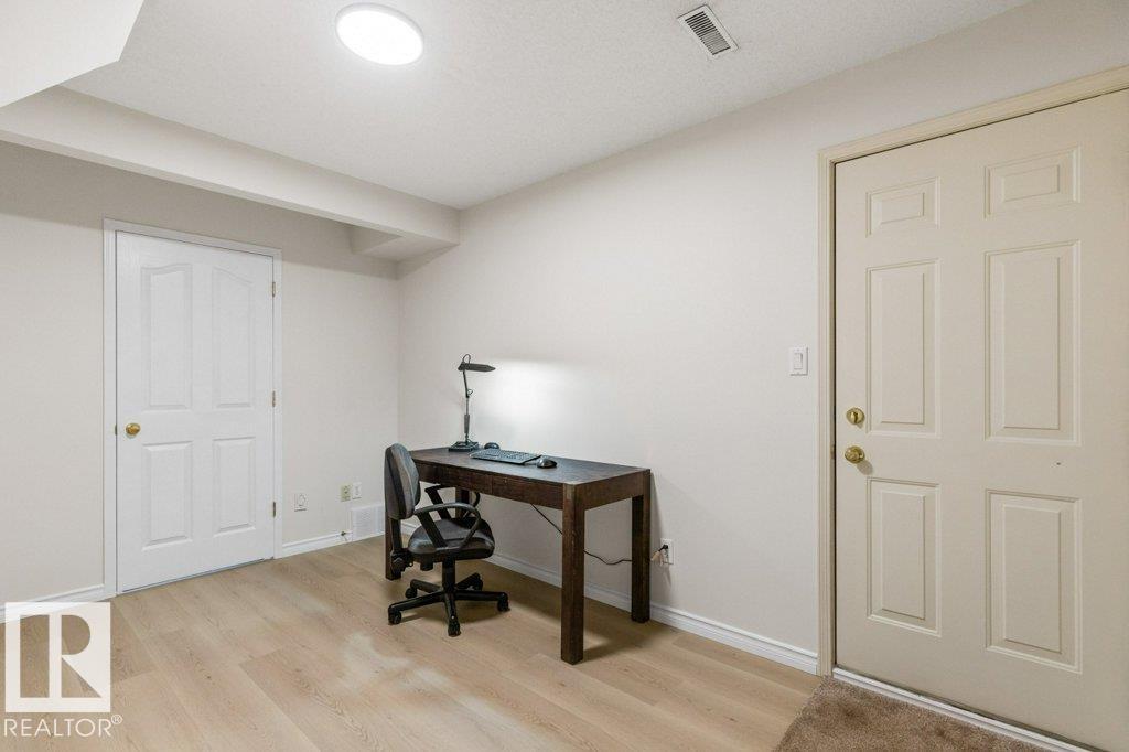 9753 176 St Nw, Edmonton, Alberta  T5T 6B3 - Photo 33 - E4482363