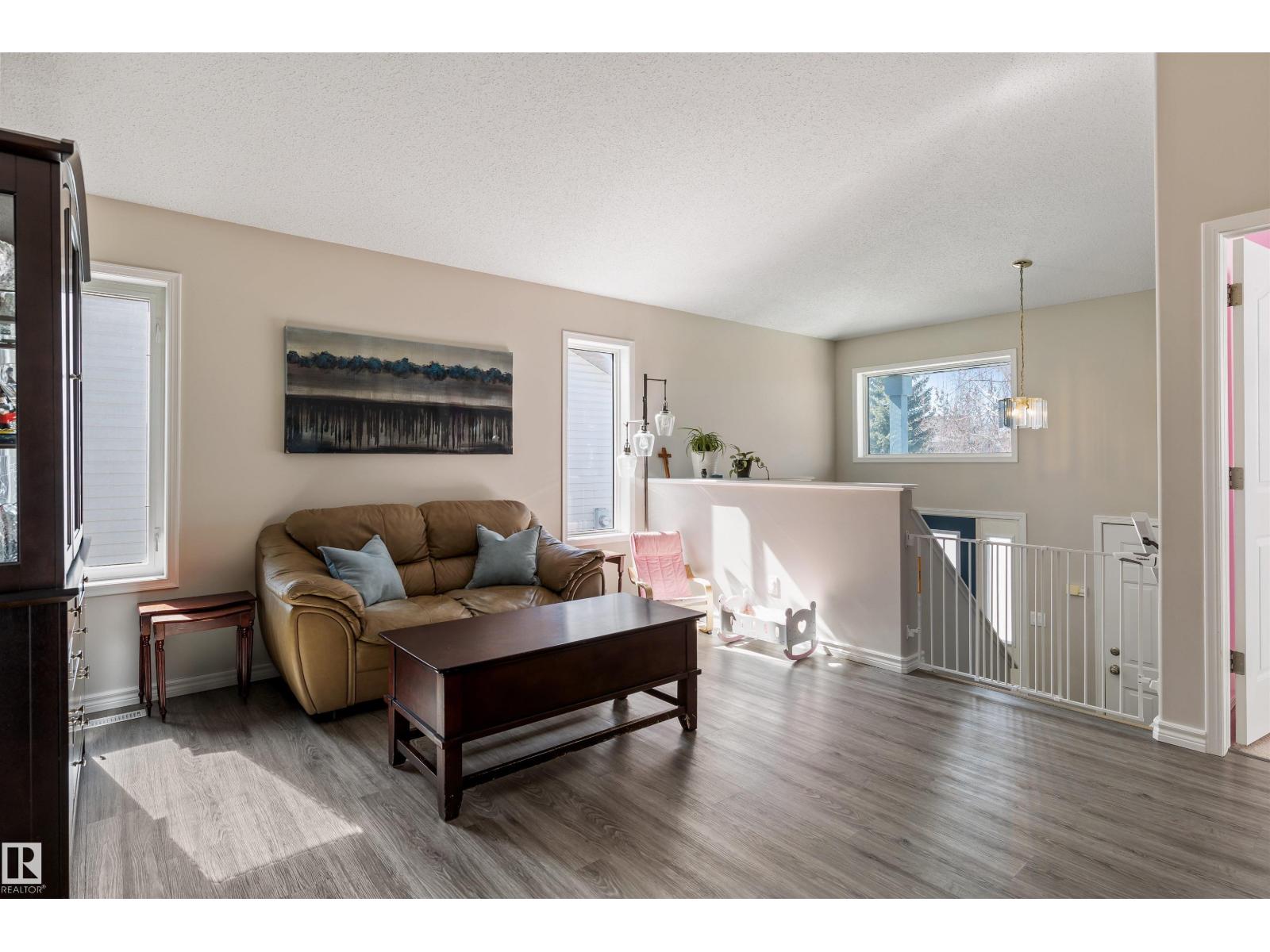 21 Dubonnet Wy, St. Albert, Alberta  T8N 6S4 - Photo 5 - E4482365