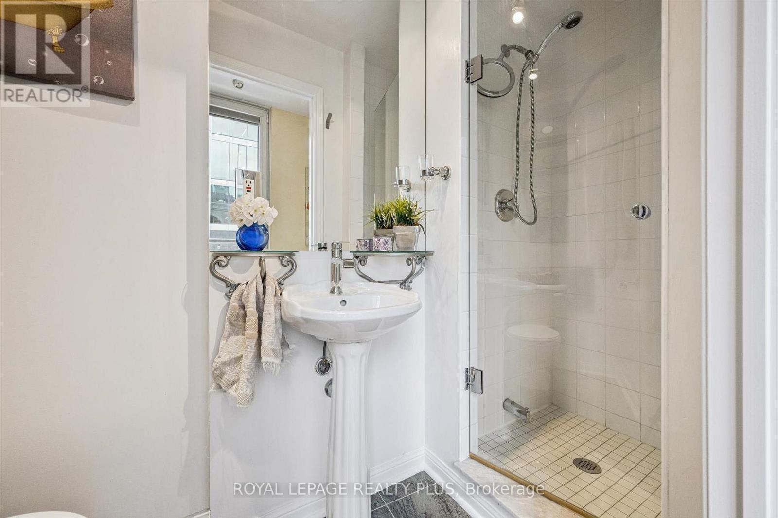 620 - 550 Front Street W, Toronto, Ontario  M5V 3N5 - Photo 13 - C13002046