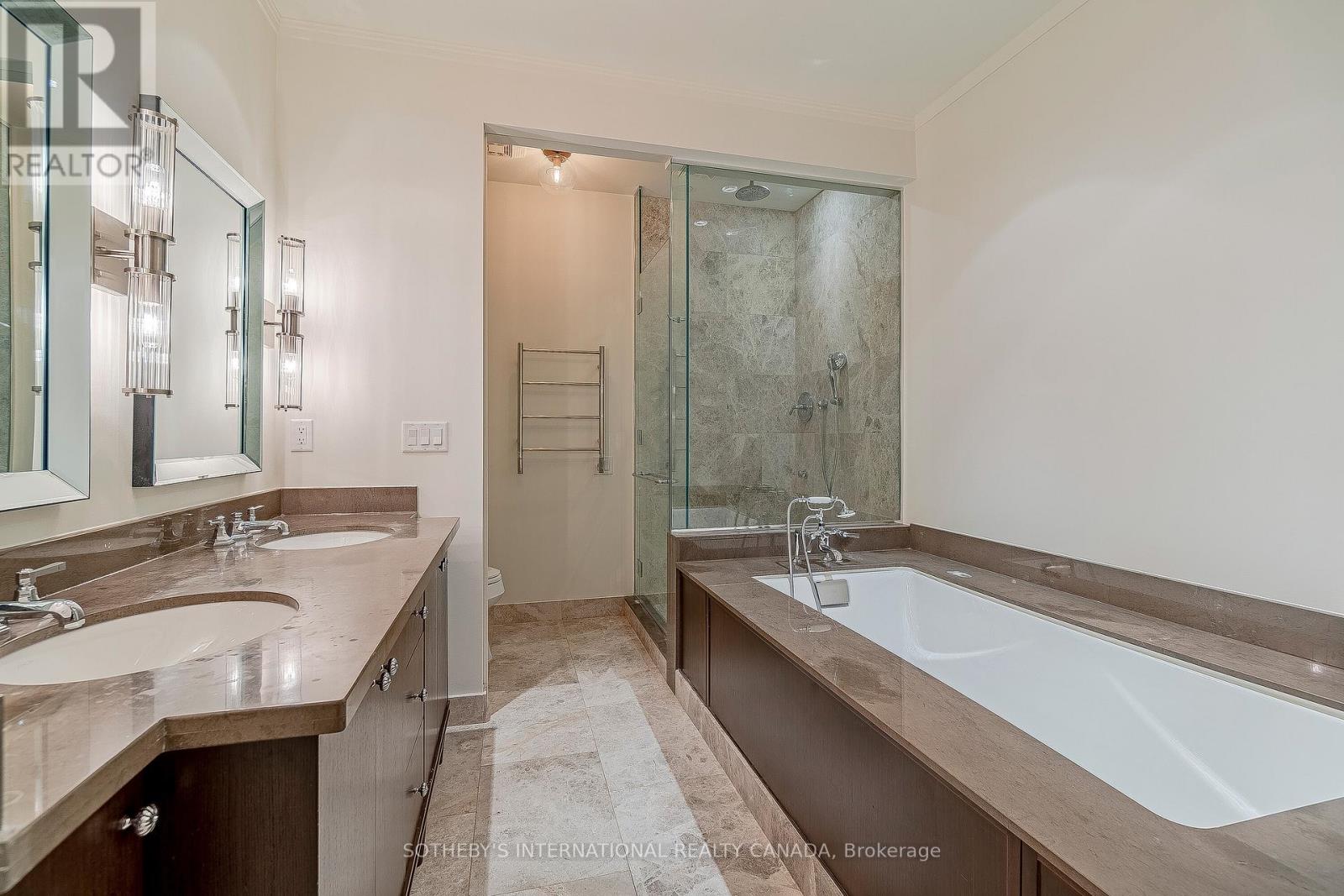 4201 - 183 Wellington Street W, Toronto, Ontario  M5V 0A1 - Photo 21 - C13002074