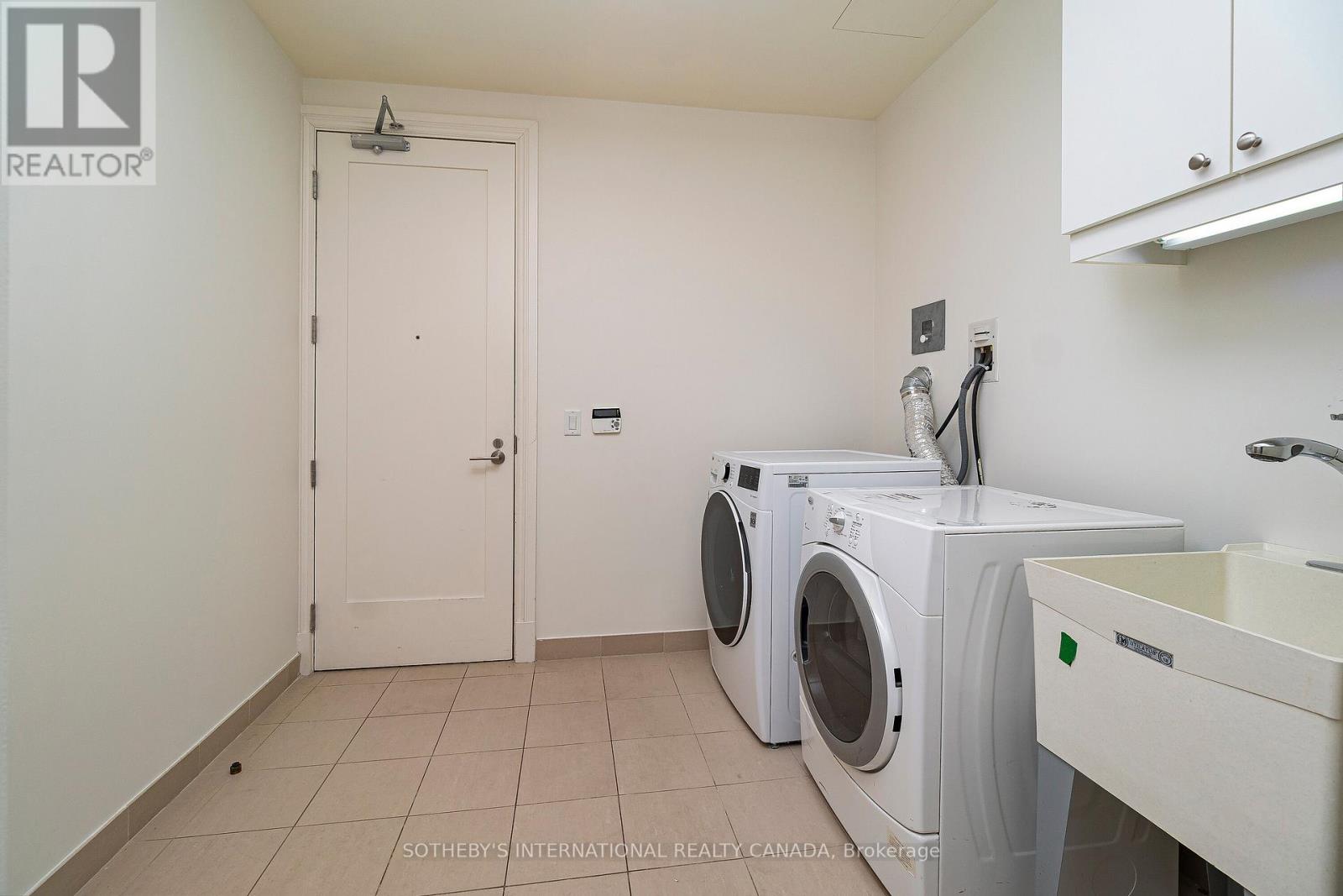 4201 - 183 Wellington Street W, Toronto, Ontario  M5V 0A1 - Photo 23 - C13002074