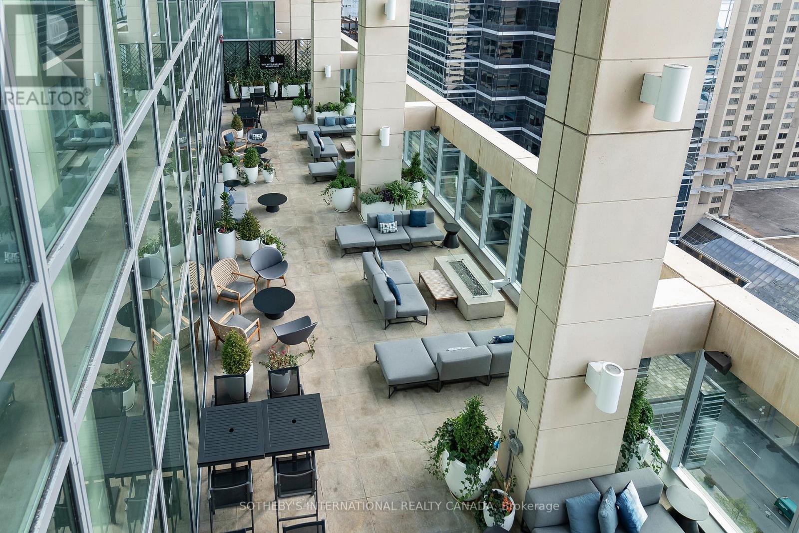 4201 - 183 Wellington Street W, Toronto, Ontario  M5V 0A1 - Photo 27 - C13002074