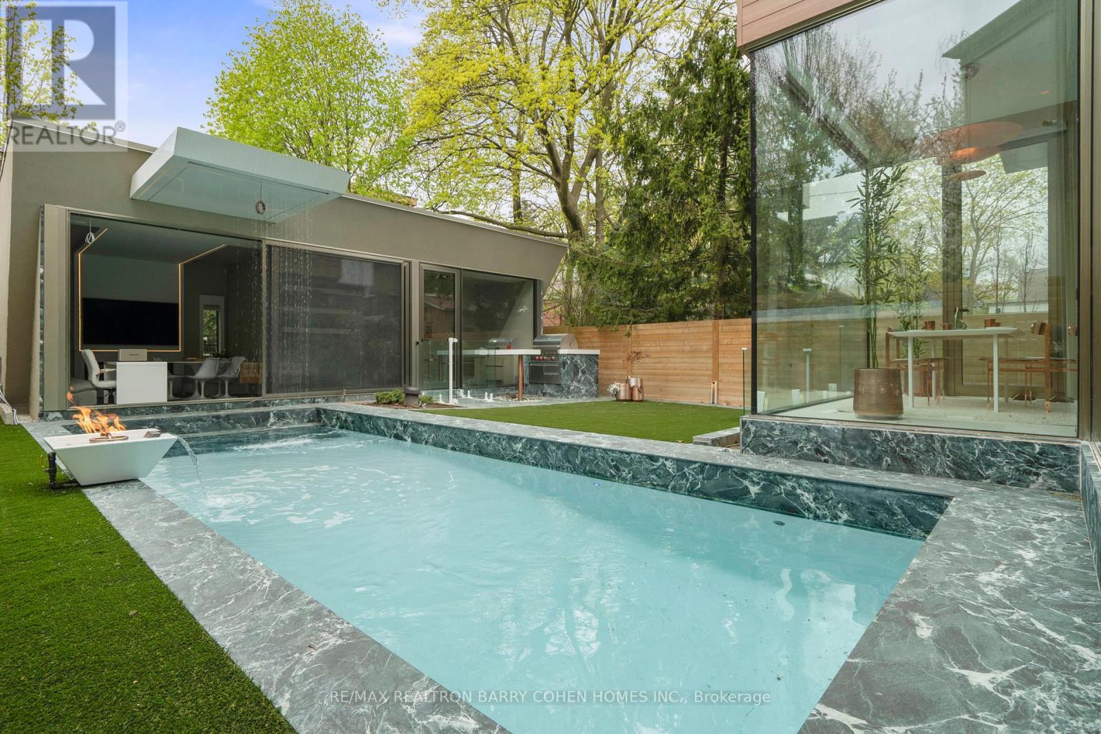 210 Glenayr Road, Toronto, Ontario  M5P 3C3 - Photo 42 - C13002078