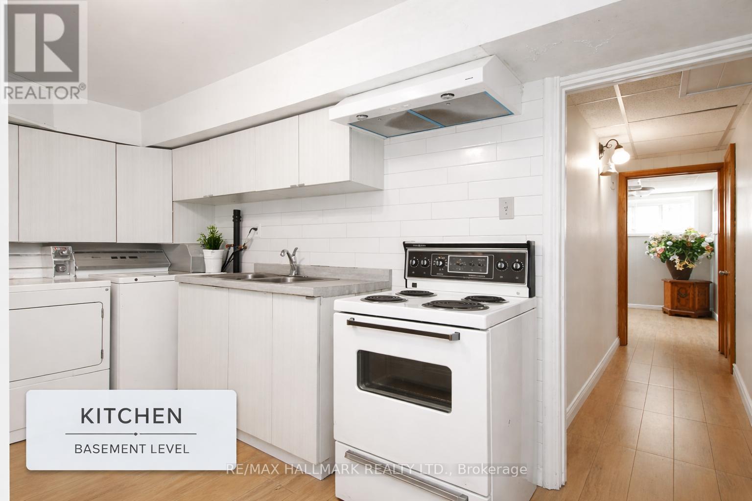 64 Green Bush Road, Toronto, Ontario  M2M 1P3 - Photo 19 - C13002080