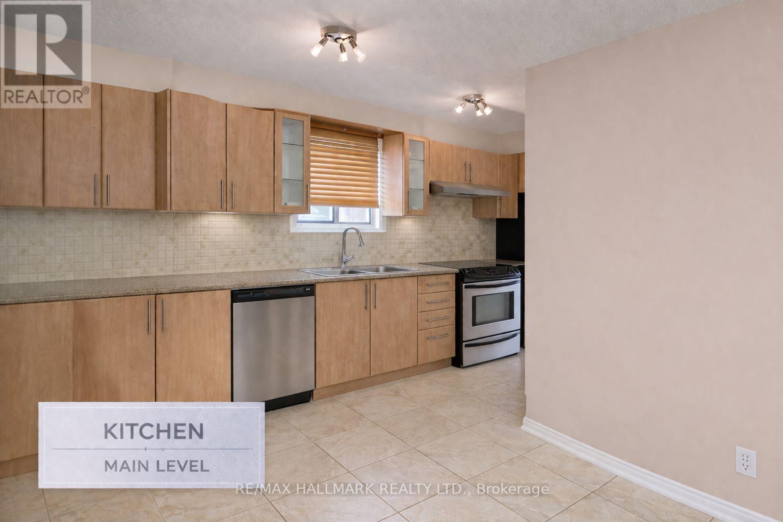 64 Green Bush Road, Toronto, Ontario  M2M 1P3 - Photo 7 - C13002080