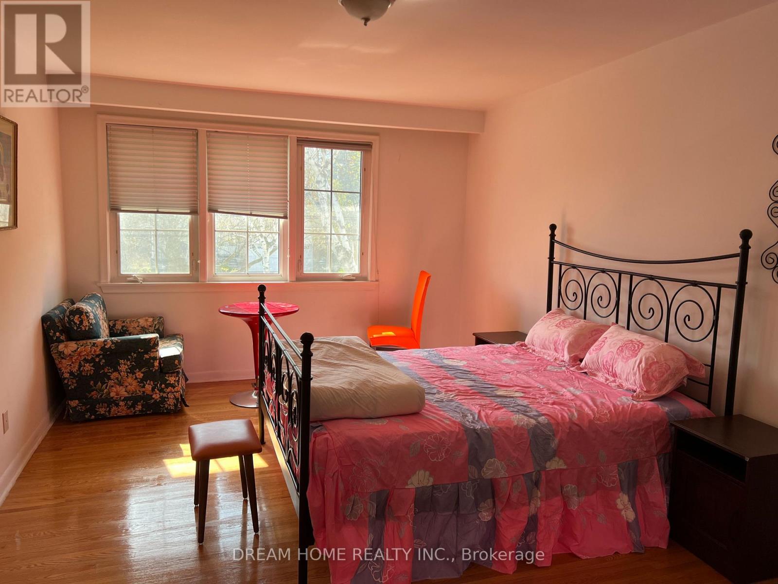 25 Tollerton Avenue, Toronto, Ontario  M2K 2H1 - Photo 2 - C13002164