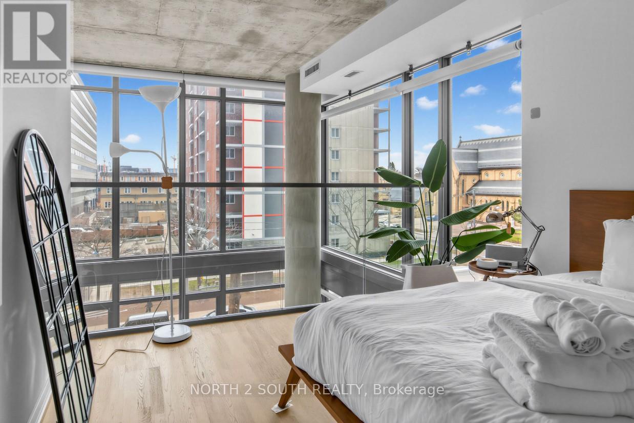 225 - 95 Bathurst Street, Toronto, Ontario  M5V 0H7 - Photo 21 - C13002240