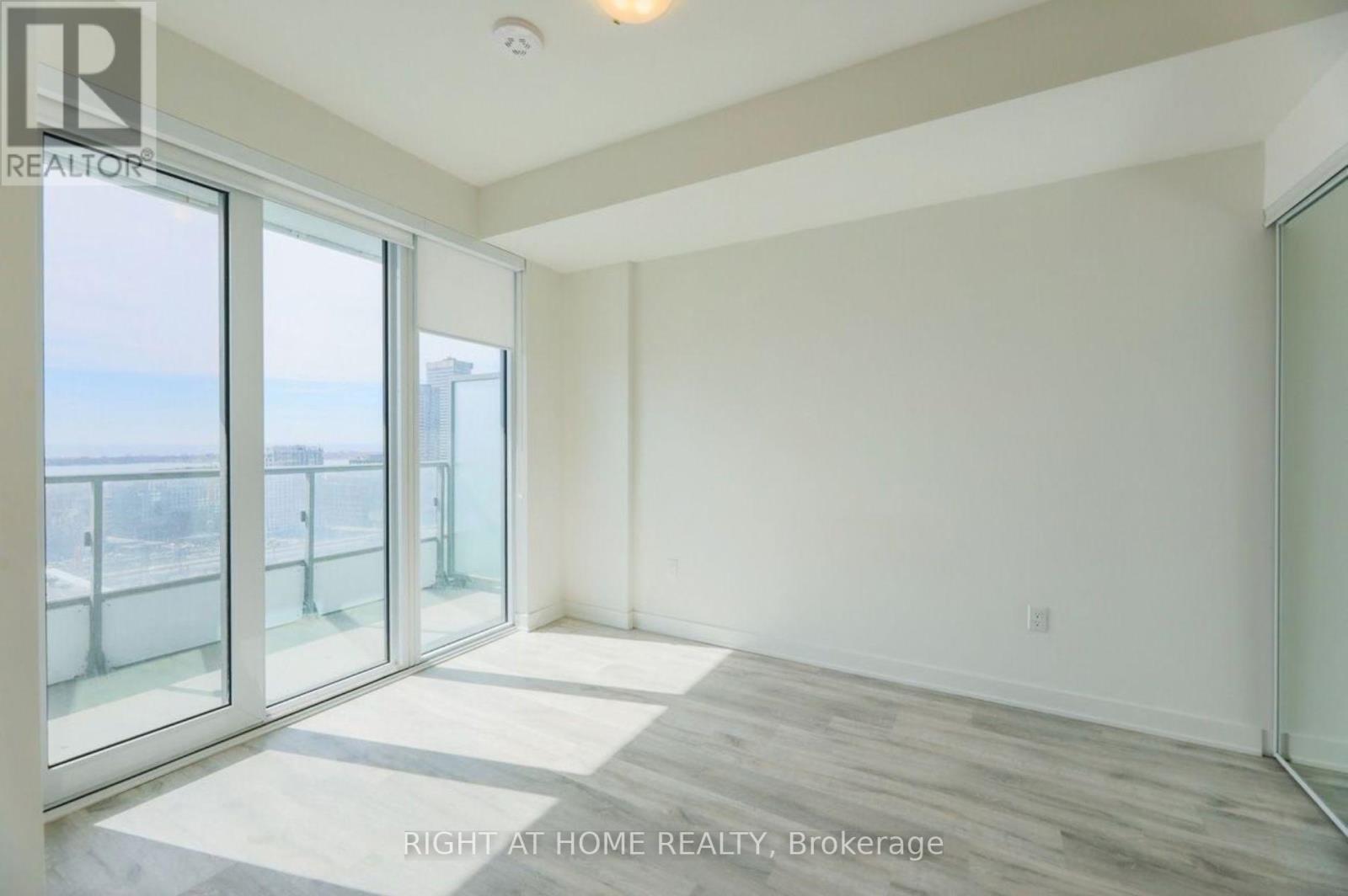 2408 - 70 Princess Street, Toronto, Ontario  M5A 0X6 - Photo 12 - C13002270