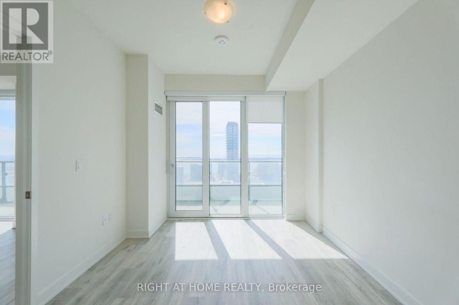 2408 - 70 Princess Street, Toronto, Ontario  M5A 0X6 - Photo 13 - C13002270