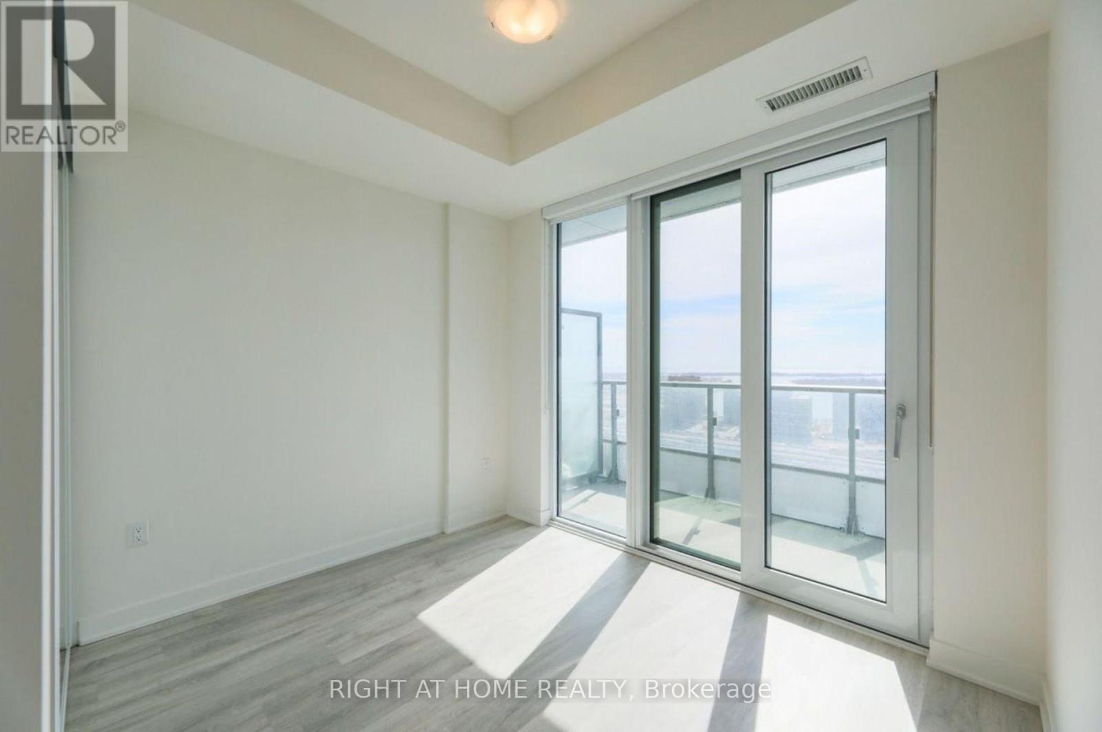 2408 - 70 Princess Street, Toronto, Ontario  M5A 0X6 - Photo 16 - C13002270