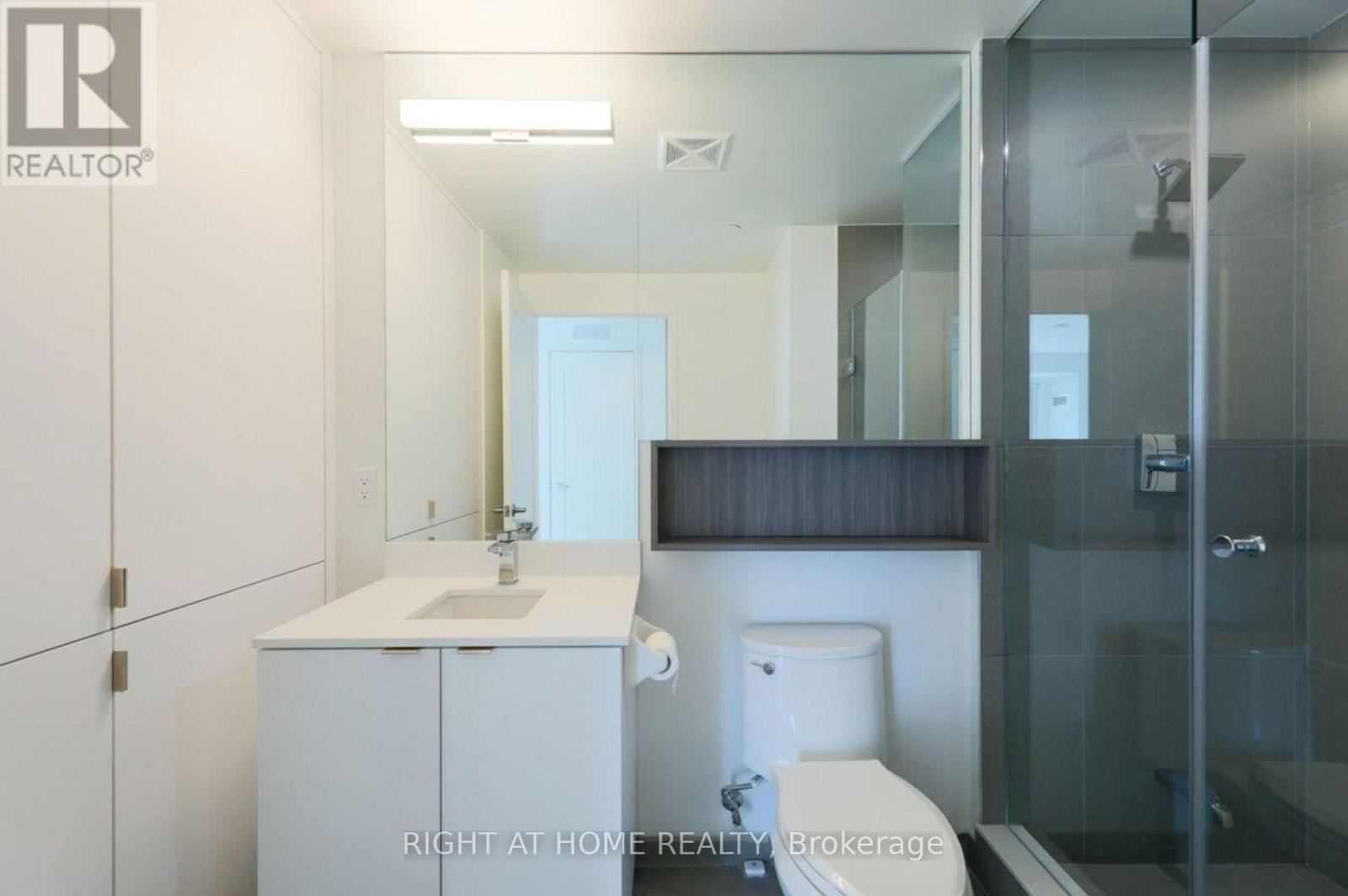 2408 - 70 Princess Street, Toronto, Ontario  M5A 0X6 - Photo 20 - C13002270