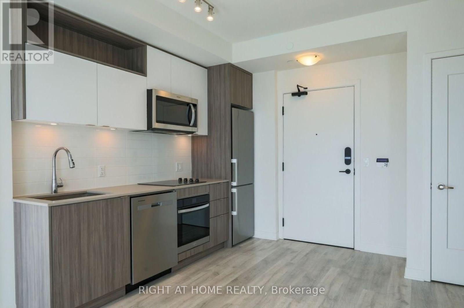 2408 - 70 Princess Street, Toronto, Ontario  M5A 0X6 - Photo 9 - C13002270