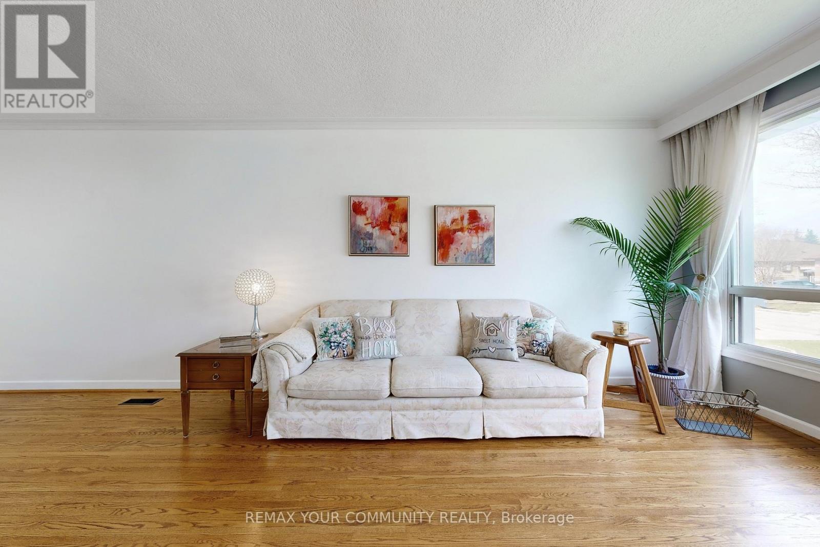 29 Pinemore Crescent, Toronto, Ontario  M3A 1W5 - Photo 10 - C13002326