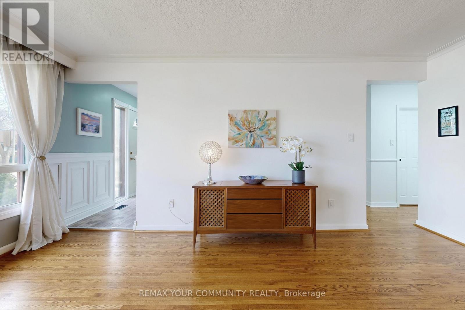 29 Pinemore Crescent, Toronto, Ontario  M3A 1W5 - Photo 14 - C13002326