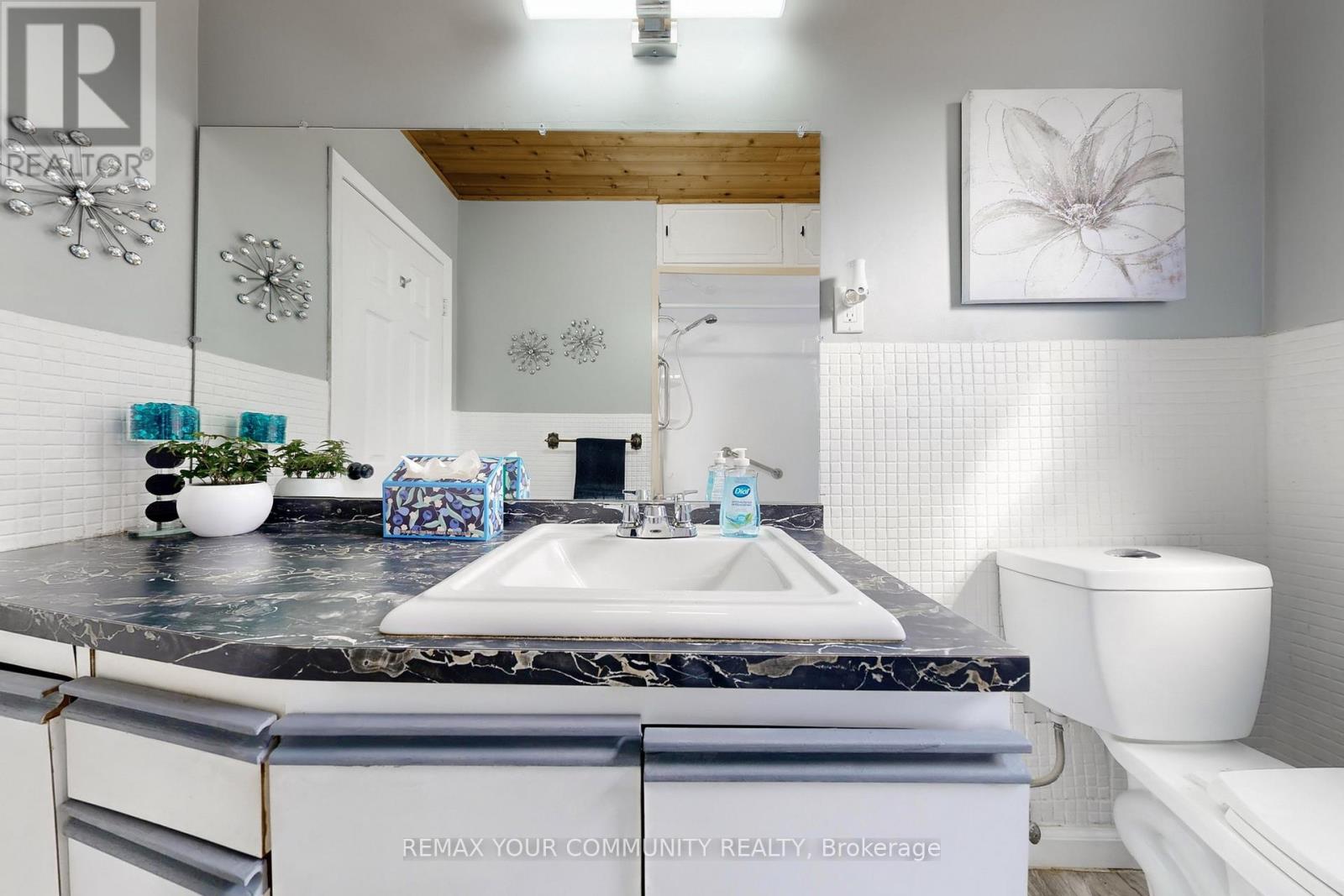 29 Pinemore Crescent, Toronto, Ontario  M3A 1W5 - Photo 34 - C13002326