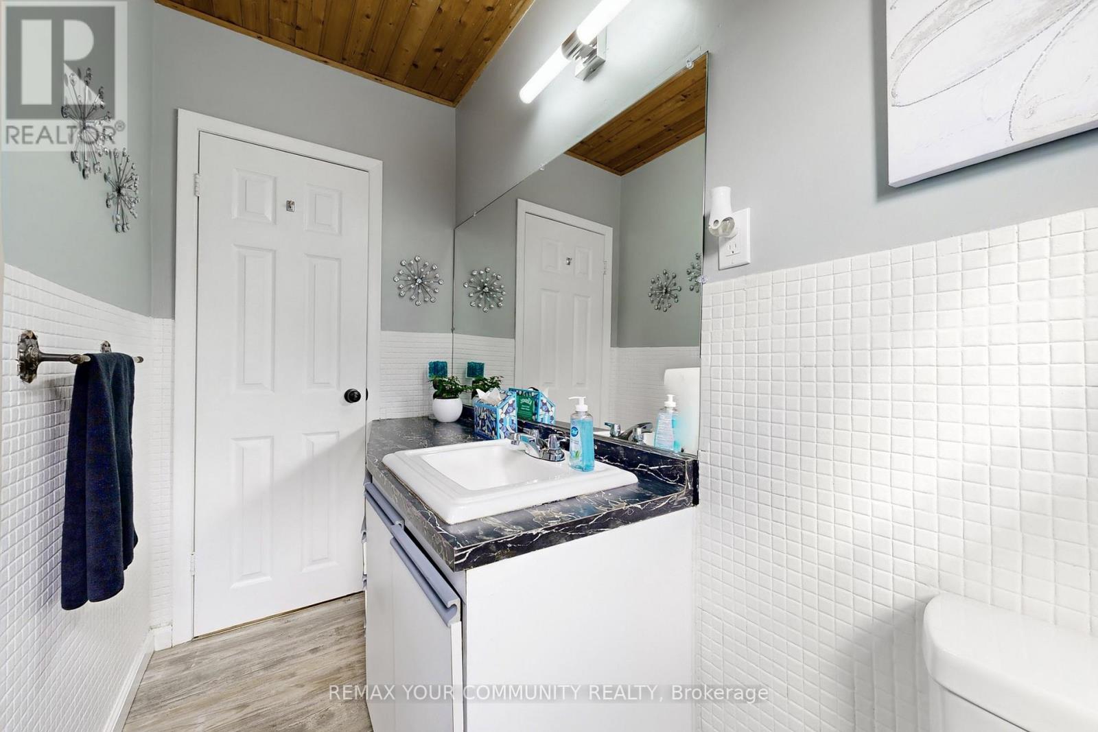 29 Pinemore Crescent, Toronto, Ontario  M3A 1W5 - Photo 37 - C13002326