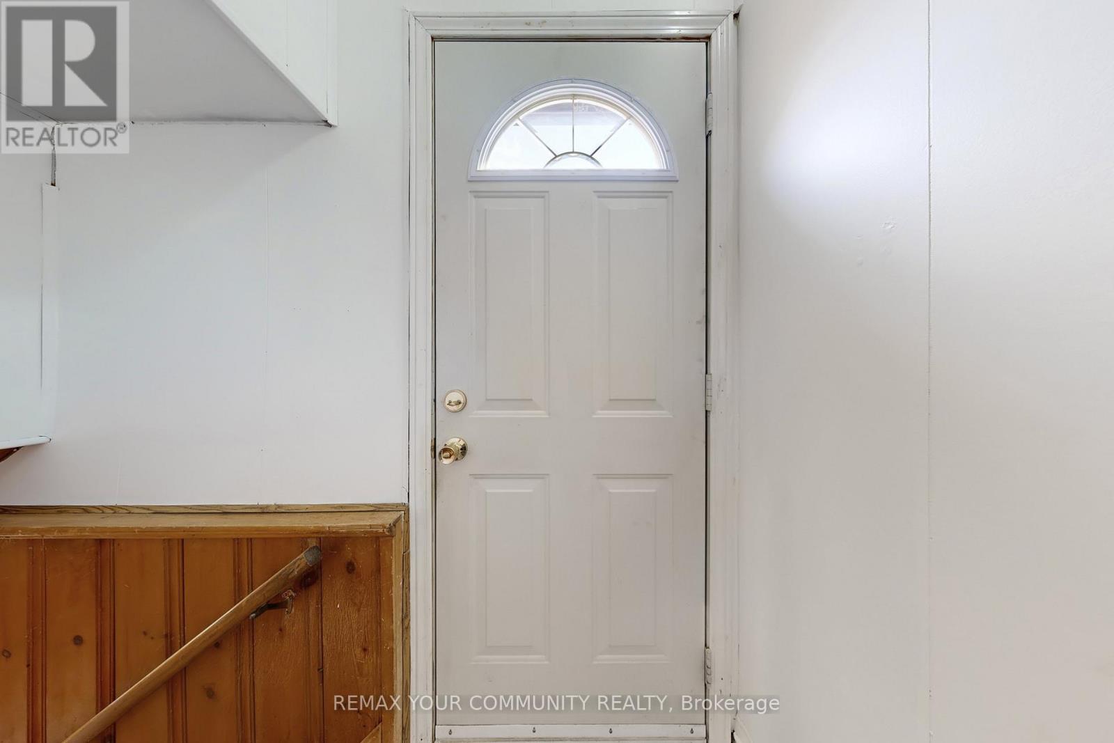 29 Pinemore Crescent, Toronto, Ontario  M3A 1W5 - Photo 40 - C13002326