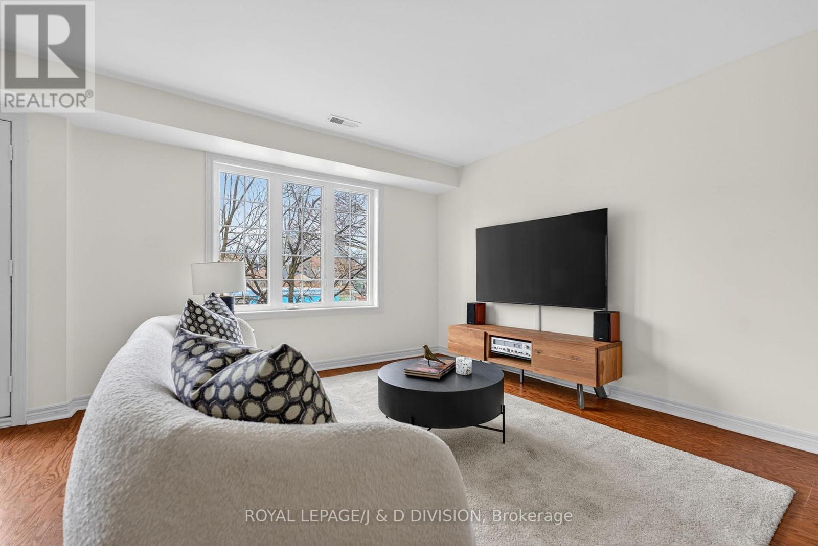 3 - 130 Strachan Avenue, Toronto, Ontario  M6J 3S9 - Photo 3 - C13002356