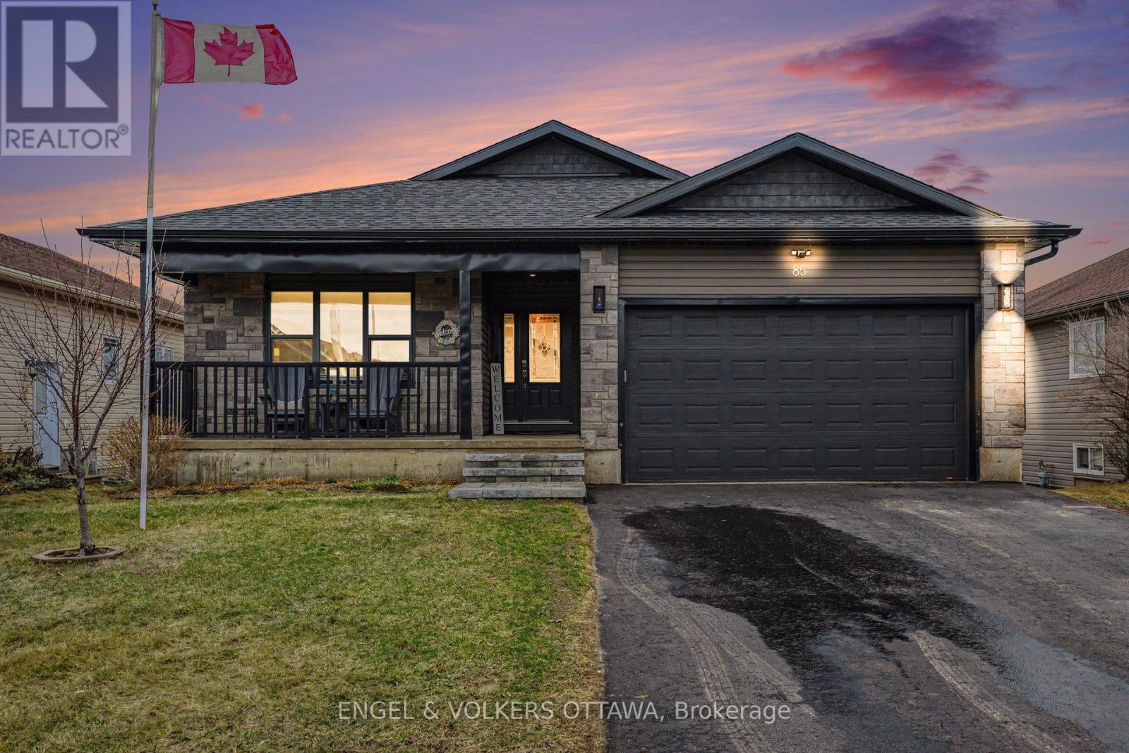 85 OTTERIDGE AVENUE, Renfrew, Ontario