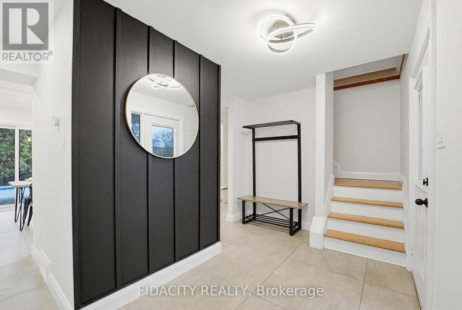 7 Gagnon Court, Ottawa, Ontario K2K 1A7 - Photo 5 - X13002110