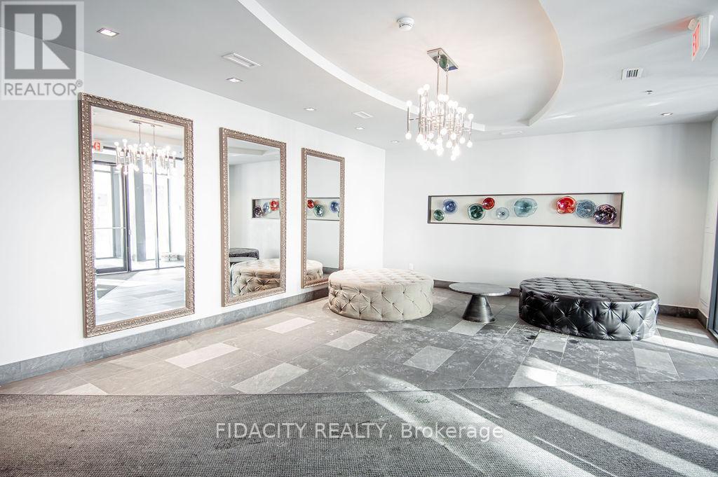 324 - 360 Patricia Avenue, Ottawa, Ontario  K1Z 6W1 - Photo 2 - X13002172