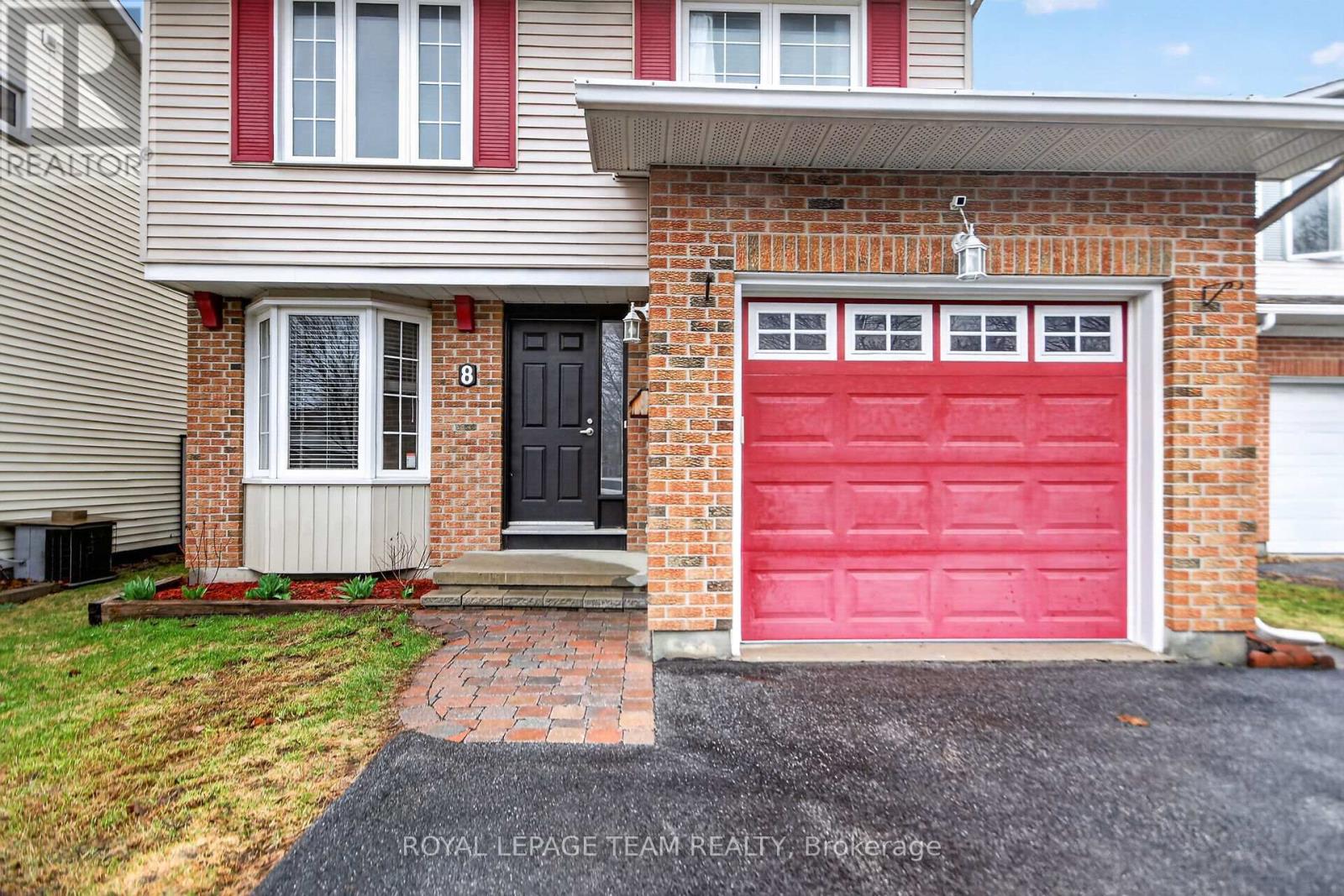 8 Gowrie Drive, Ottawa, Ontario  K2L 2S4 - Photo 2 - X13002234