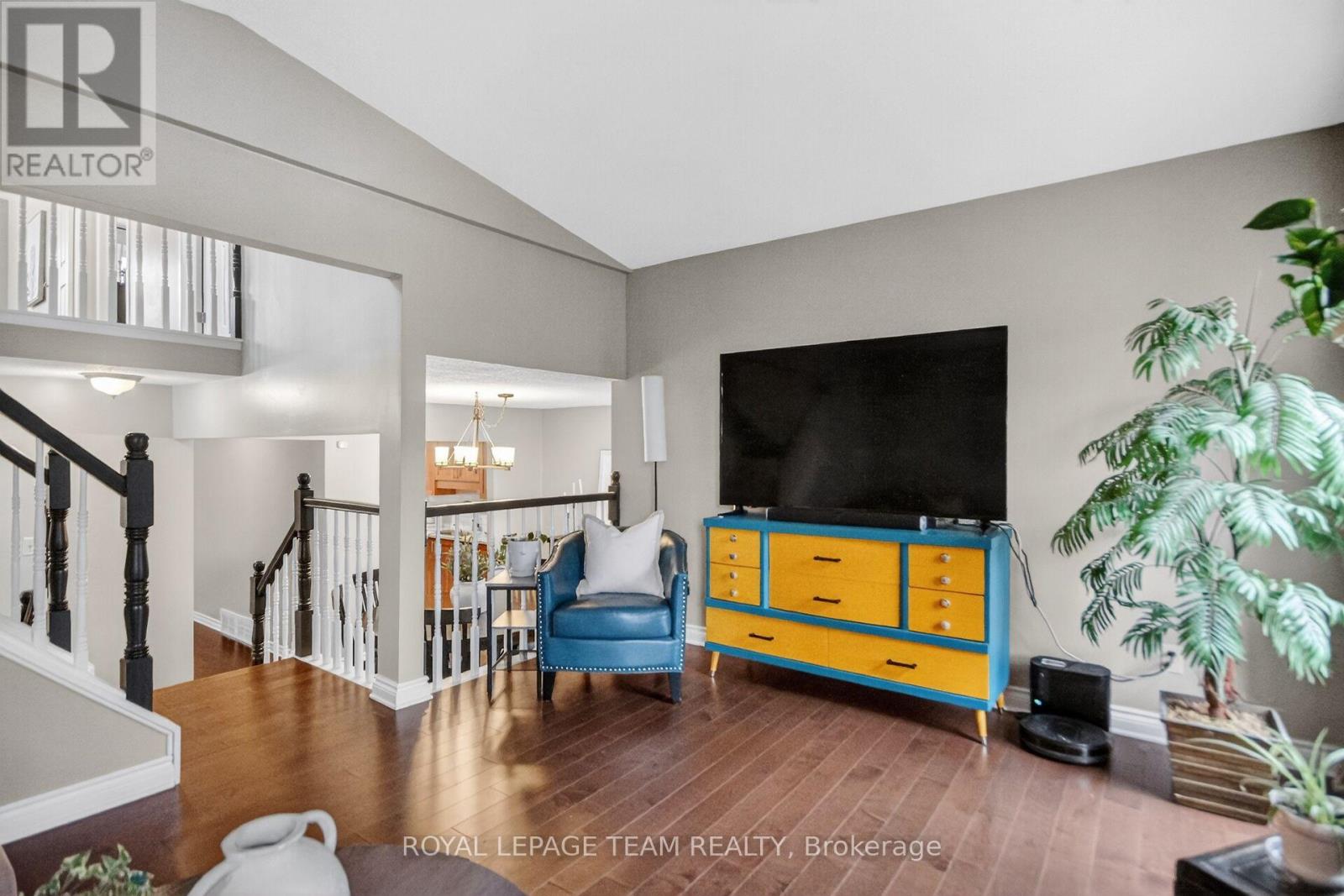 8 Gowrie Drive, Ottawa, Ontario  K2L 2S4 - Photo 23 - X13002234