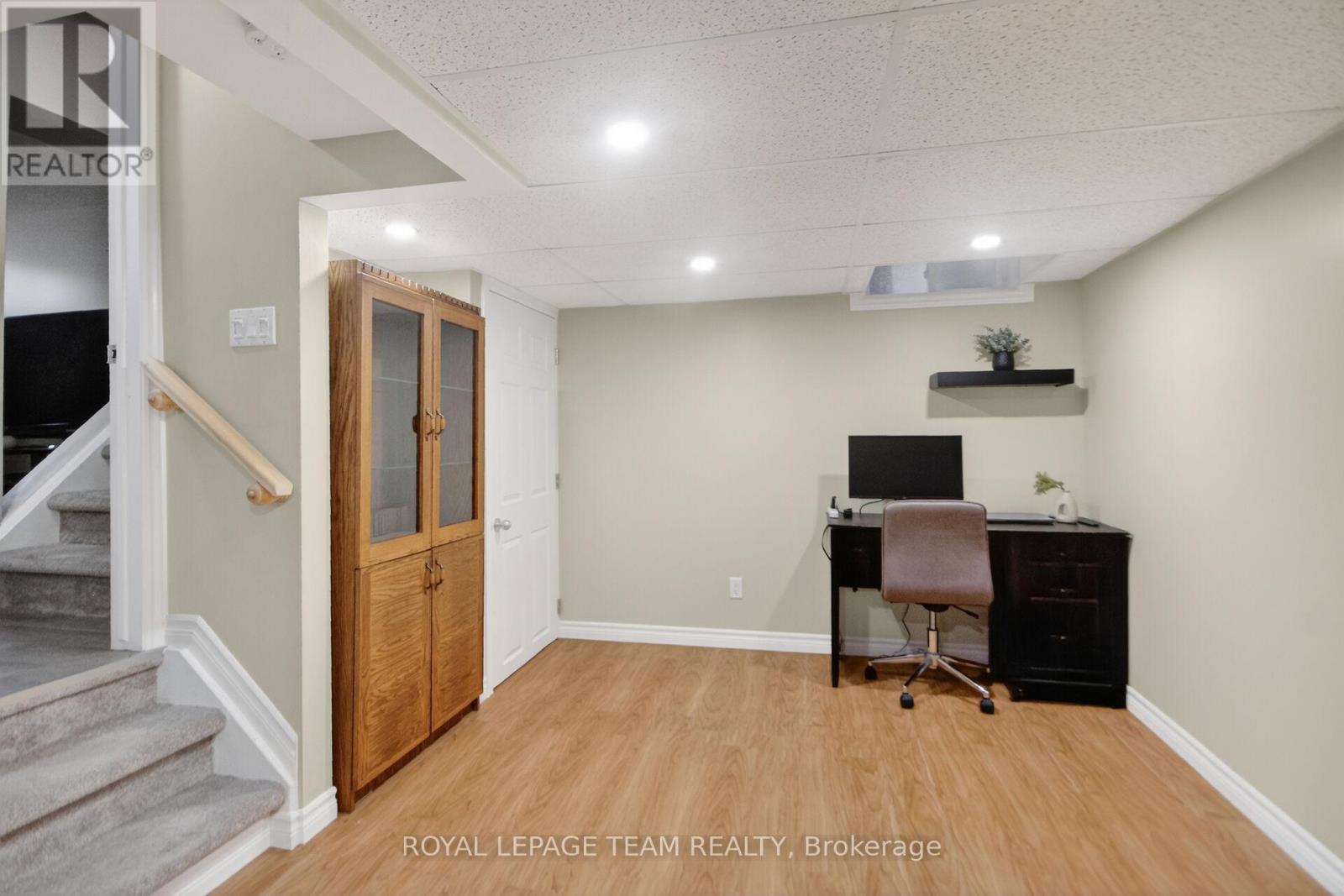 8 Gowrie Drive, Ottawa, Ontario  K2L 2S4 - Photo 37 - X13002234