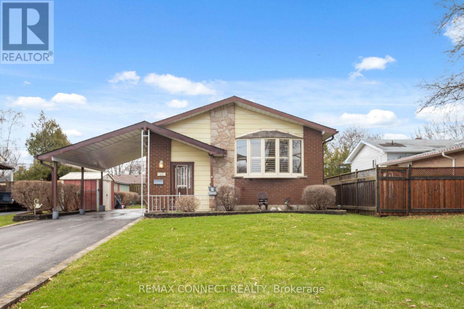 22 TURNBULL ROAD, Ajax, Ontario