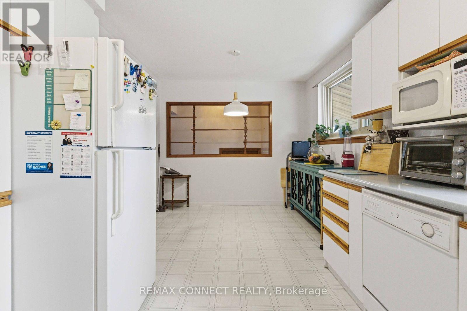 22 Turnbull Road, Ajax, Ontario  L1S 2X2 - Photo 10 - E13002068