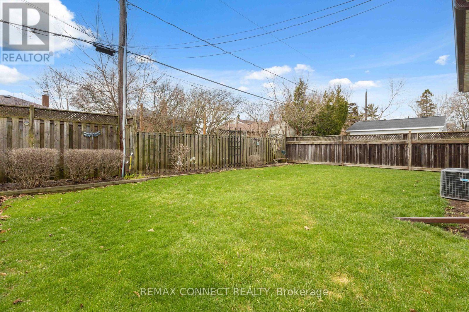 22 Turnbull Road, Ajax, Ontario  L1S 2X2 - Photo 19 - E13002068