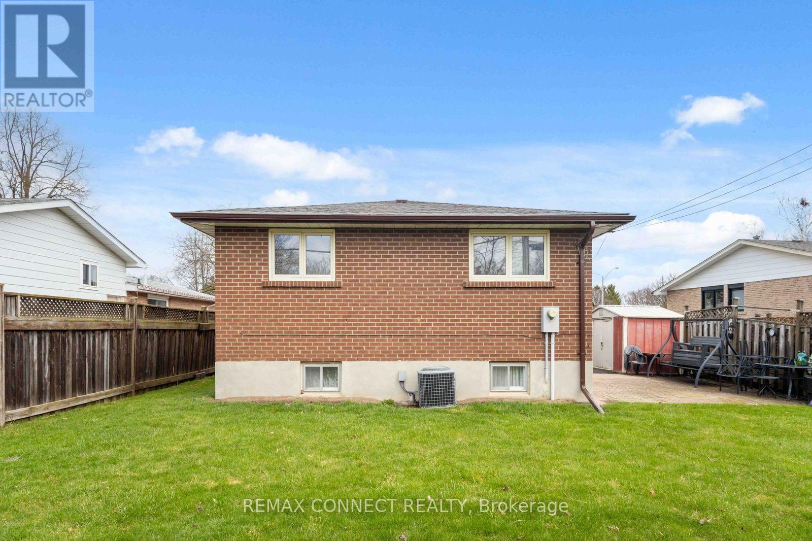 22 Turnbull Road, Ajax, Ontario  L1S 2X2 - Photo 20 - E13002068