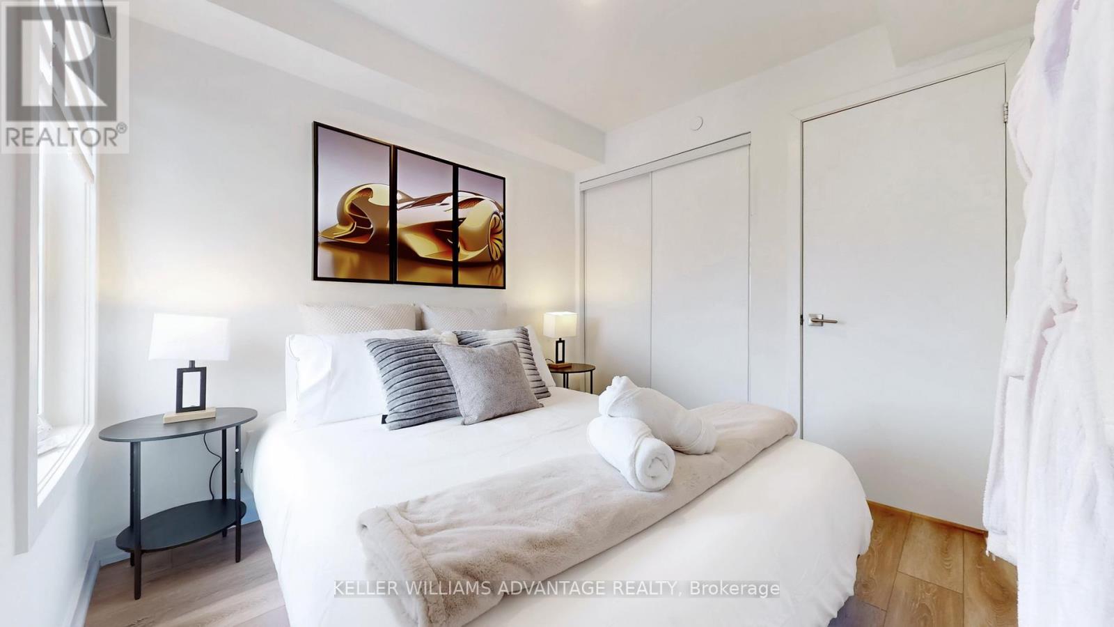 2 - 1479 O'connor Drive, Toronto, Ontario  M4B 2V5 - Photo 30 - E13002102