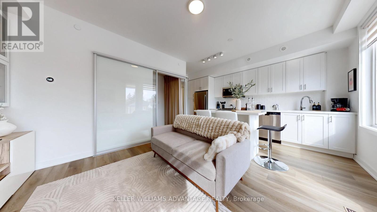 2 - 1479 O'connor Drive, Toronto, Ontario  M4B 2V5 - Photo 8 - E13002102