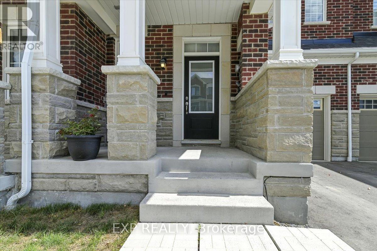 3303 Thunderbird Promenade, Pickering, Ontario  L1X 0N4 - Photo 4 - E13002122