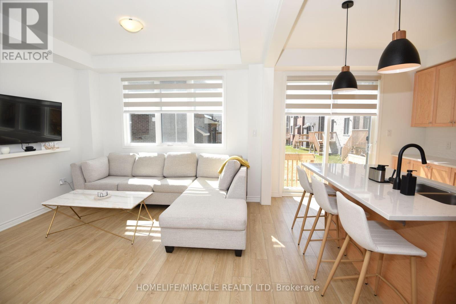 3220 Brigadier Avenue, Pickering, Ontario  L1X 0N4 - Photo 12 - E13002140