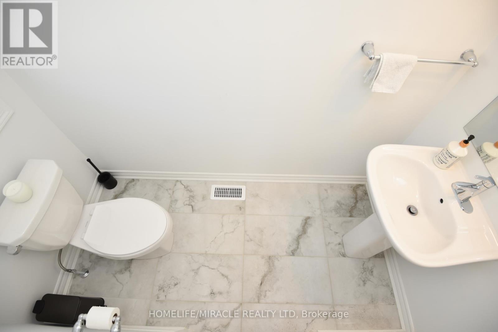 3220 Brigadier Avenue, Pickering, Ontario  L1X 0N4 - Photo 13 - E13002140