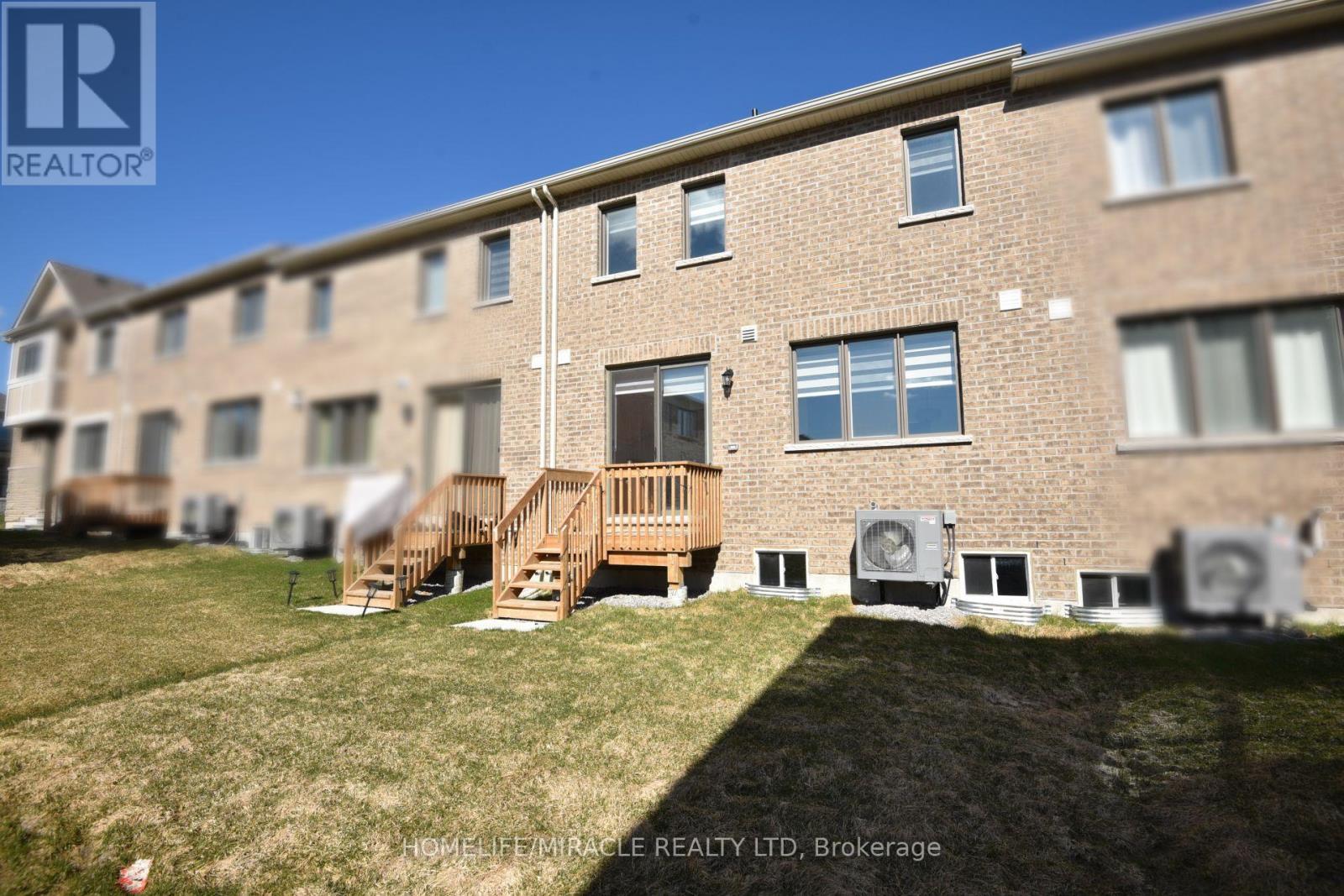 3220 Brigadier Avenue, Pickering, Ontario  L1X 0N4 - Photo 34 - E13002140