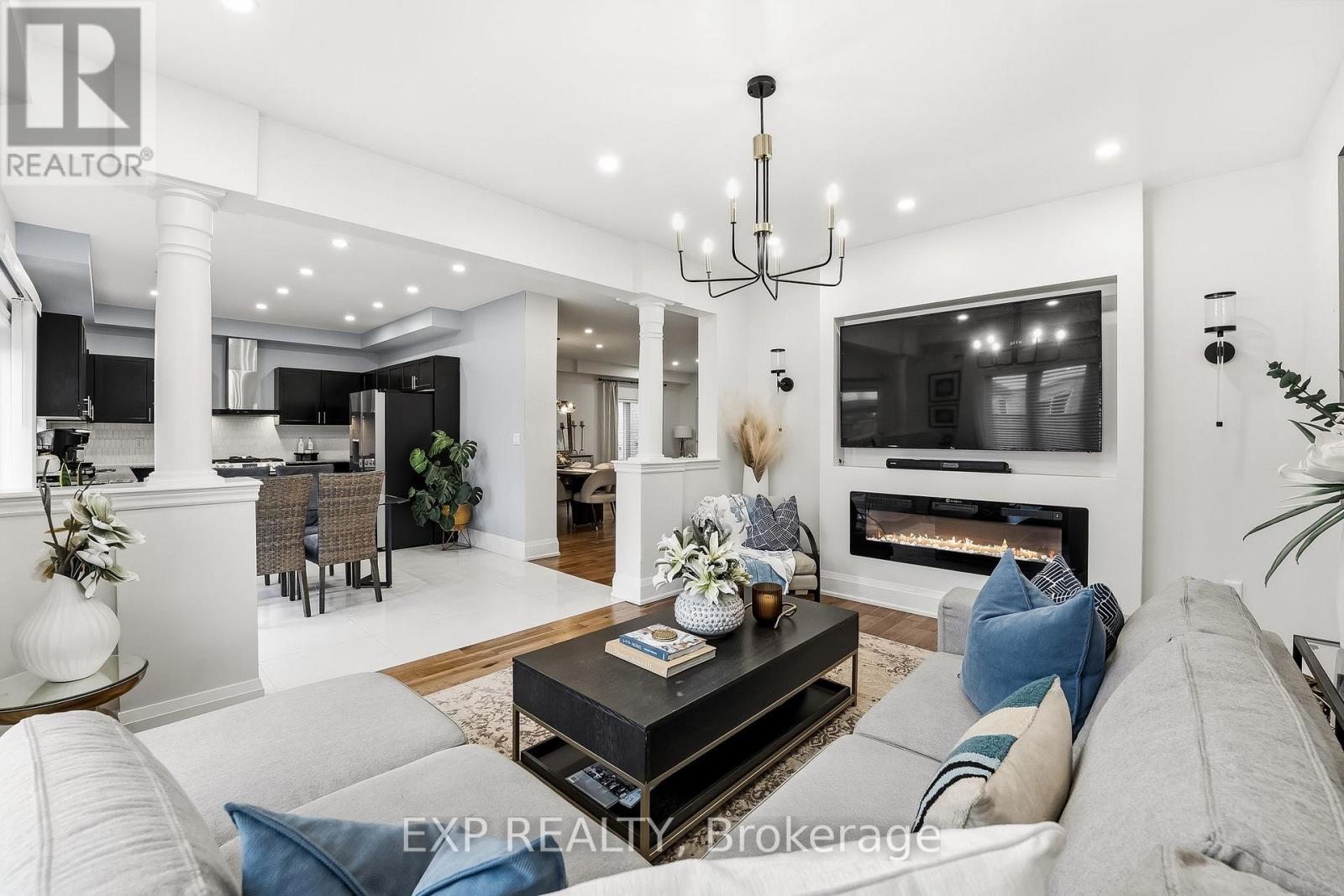 18 Henry Smith Avenue, Clarington, Ontario  L1C 0W2 - Photo 13 - E13002174