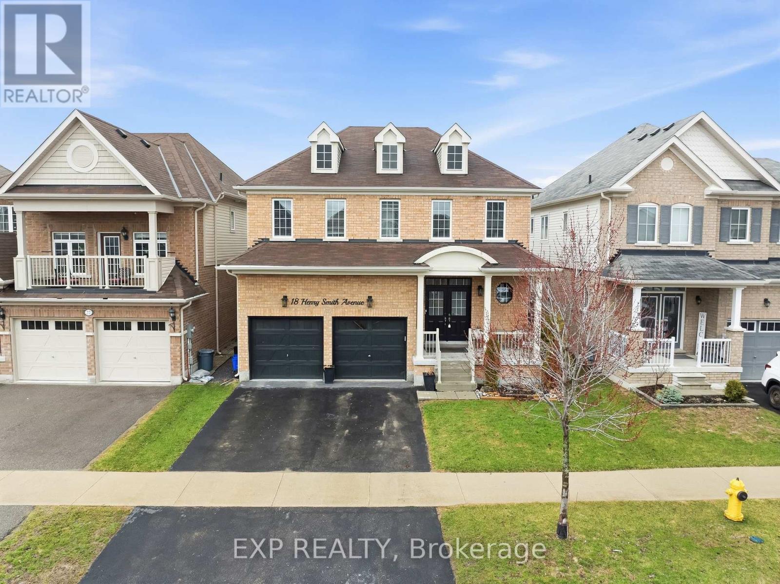 18 Henry Smith Avenue, Clarington, Ontario  L1C 0W2 - Photo 2 - E13002174