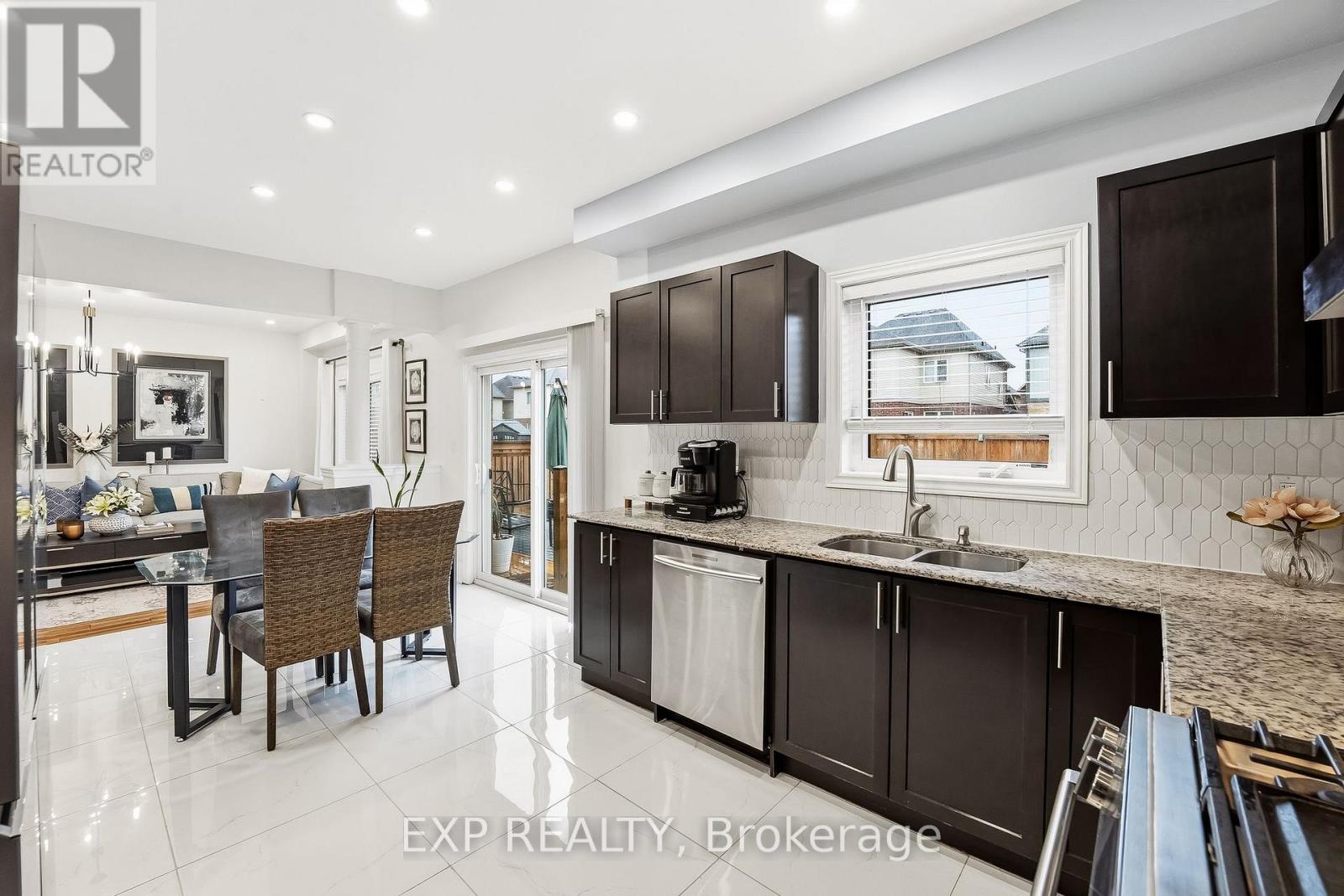 18 Henry Smith Avenue, Clarington, Ontario  L1C 0W2 - Photo 20 - E13002174