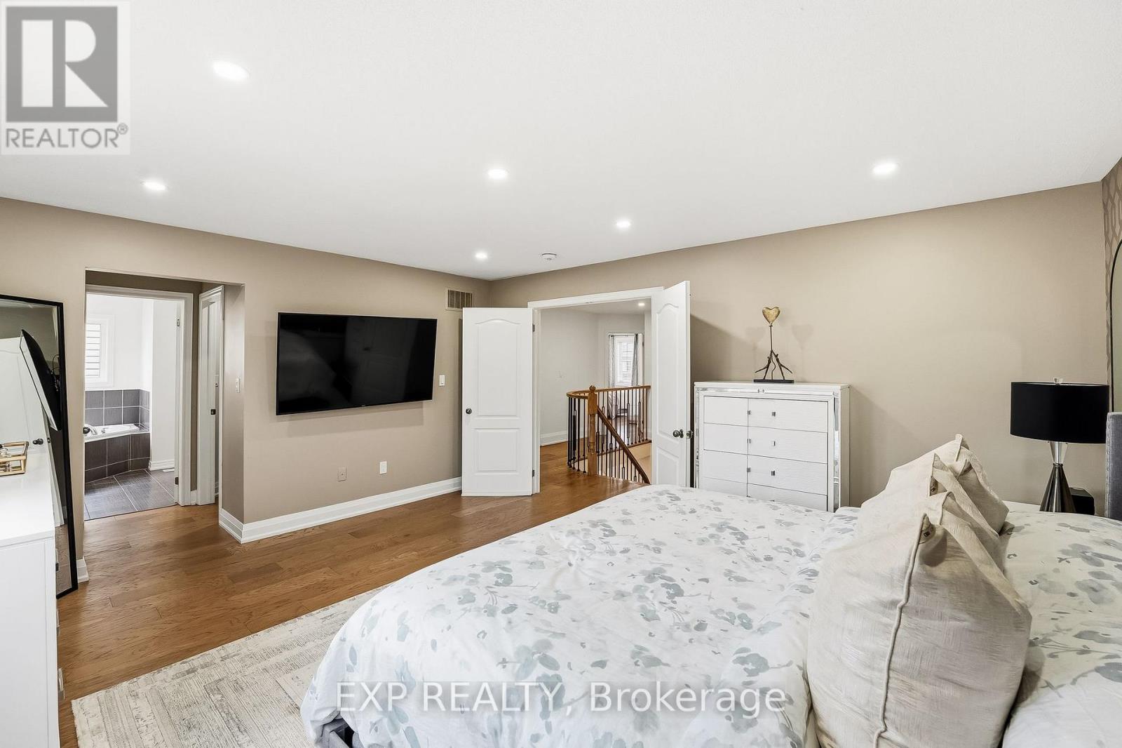 18 Henry Smith Avenue, Clarington, Ontario  L1C 0W2 - Photo 27 - E13002174