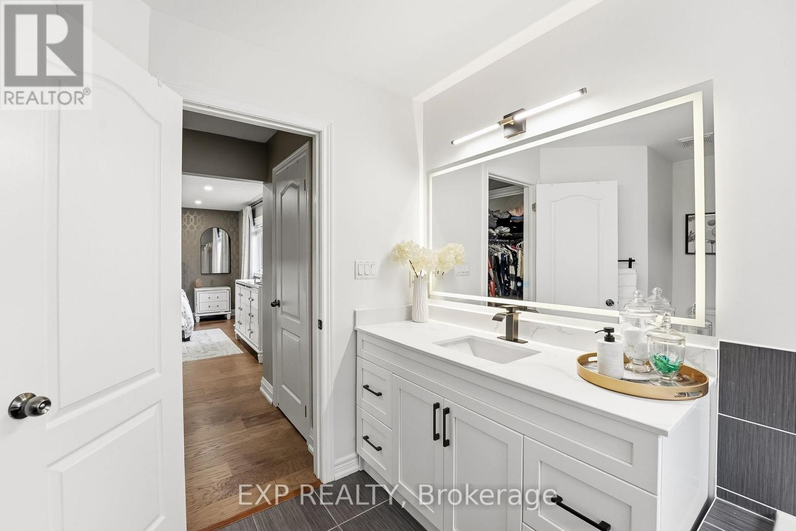 18 Henry Smith Avenue, Clarington, Ontario  L1C 0W2 - Photo 29 - E13002174