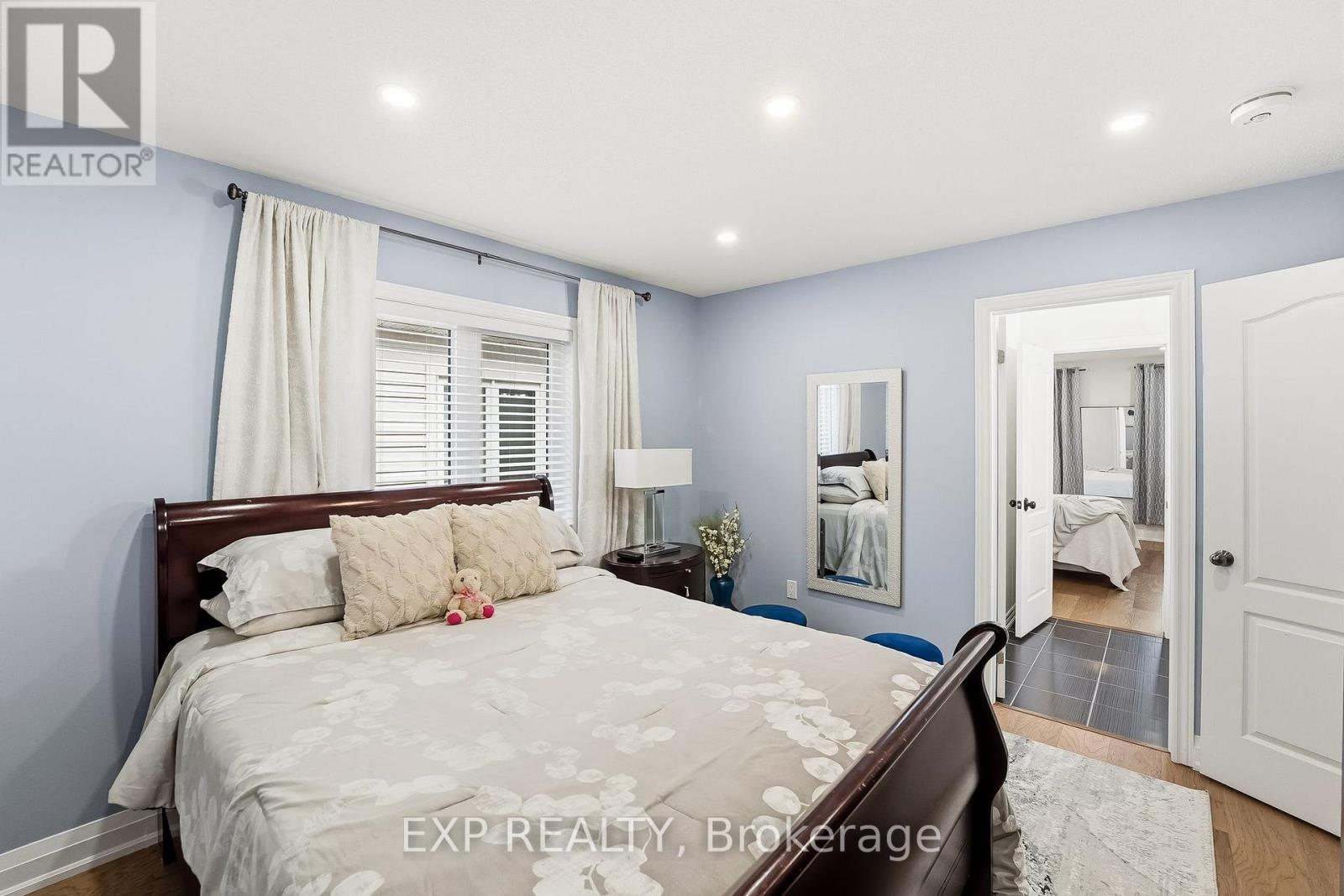 18 Henry Smith Avenue, Clarington, Ontario  L1C 0W2 - Photo 34 - E13002174