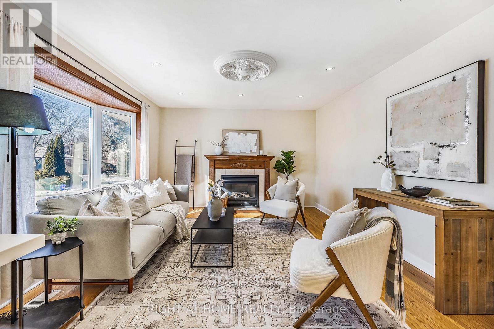 25 Hiley Avenue, Ajax, Ontario  L1S 6H3 - Photo 7 - E13002238